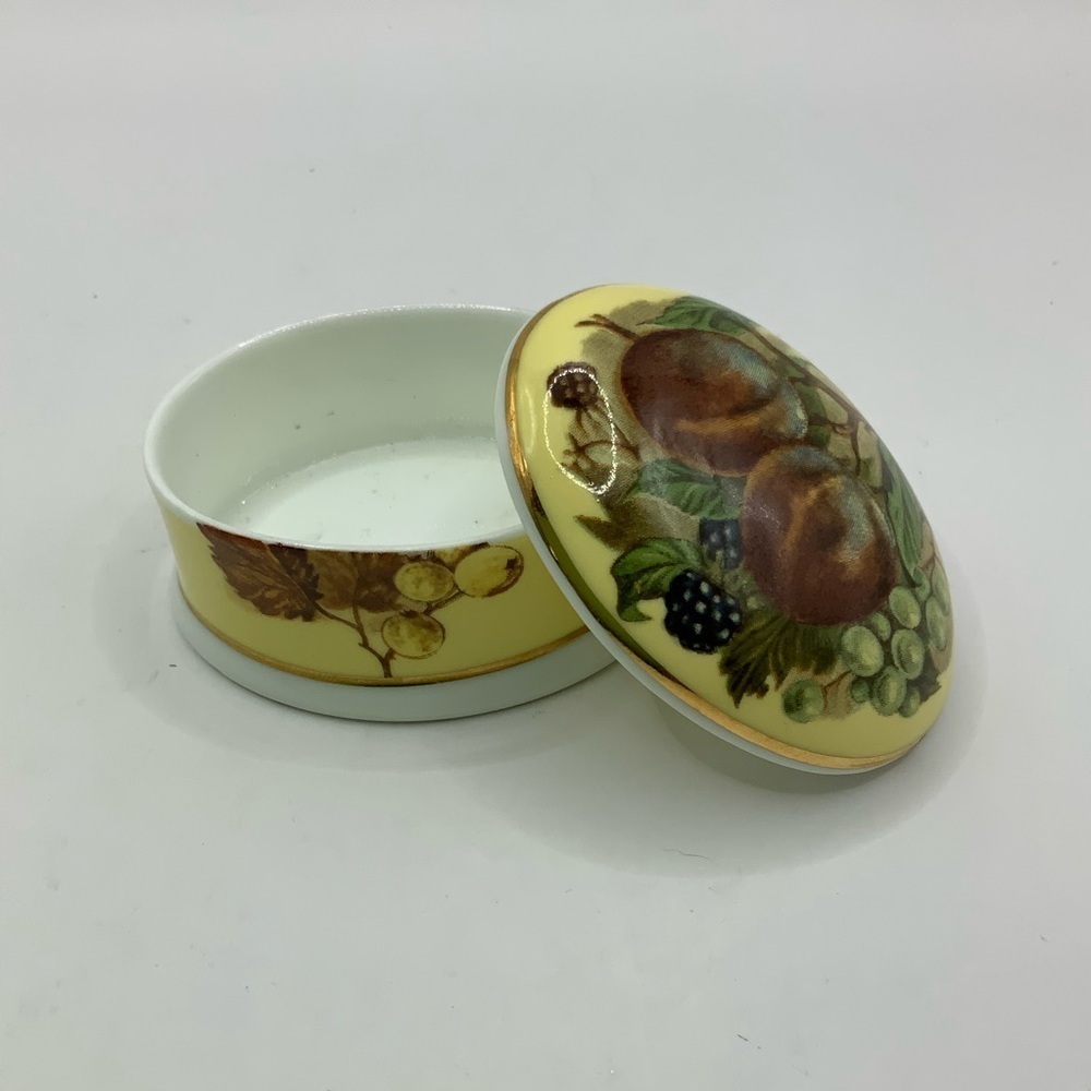 Ayshford Stafforshire England Berry Vintage Falcon China Trinket Box